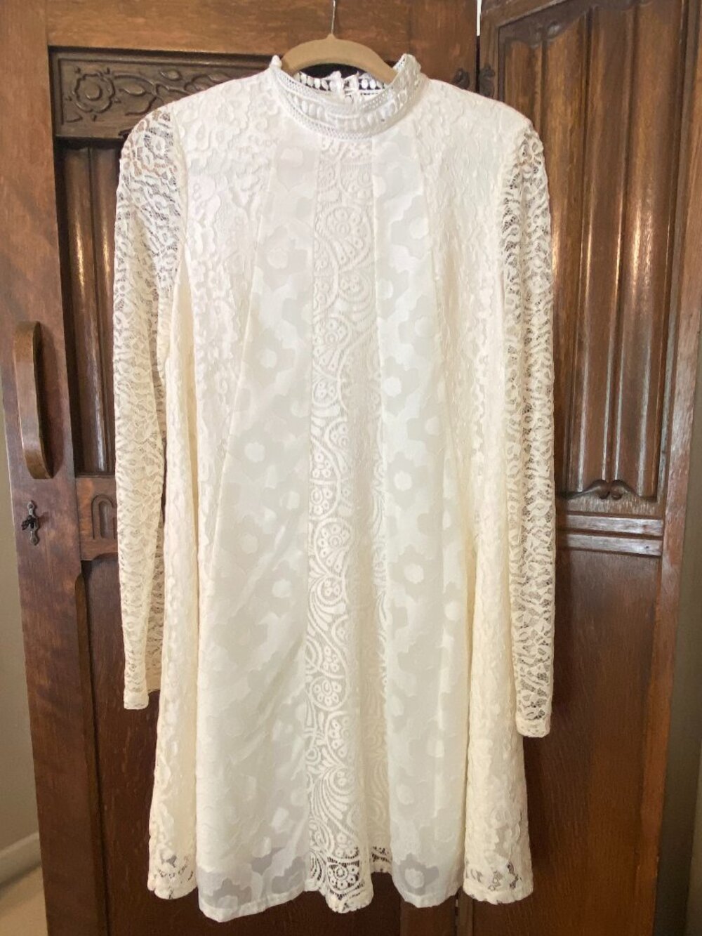 HD in Paris, Anthropologie Lace Dress, size M
